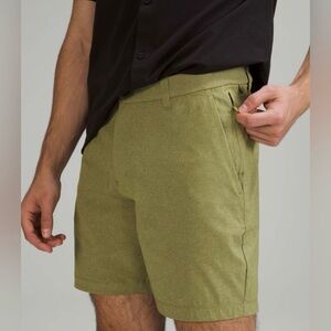Lululemon ABC Light Green Men's Shorts